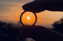 Талисманы 2021: Почему после того года мы стали верить в них сильнее и как выбрать свой