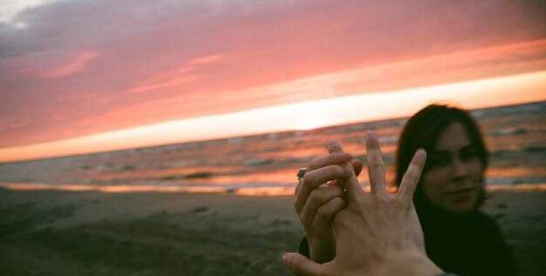 Сильные древние молитвы за любимого на расстоянии — Как вернуть любовь и гармонию