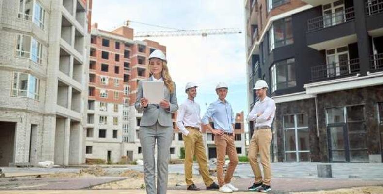 Строительство дома на перекрестке — как выбрать идеальное расположение