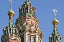 Церковь Успения Пресвятой Богородицы в Петрове-Дальном — История, Архитектура и Значение