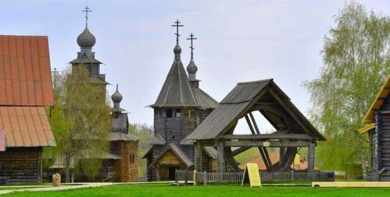 Усадьба Кузьминки — Церковь Влахернской Иконы Божией — История и Архитектура