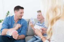 В какие игры можно поиграть в карты