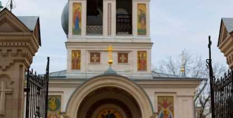 Храм иконы Божией Матери Знамение в Ховрине — История, Архитектура и Значение